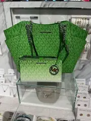 Michael Kors Jet Set Travel Large Tote Bag & Double Zip Wallet Set Jungle Green