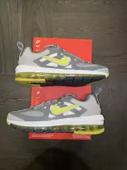 Nike Air Max Genome Gray Fog High Voltage CW1648-005 Men's Shoes Size 7/8.5 Wmns