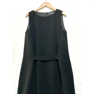 Giordano ladies 簡約修身立體剪裁連身裙 氣質背心裙洋裝 vogue