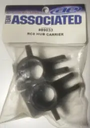 Team Associated 89033 RC8 Hub Carrier