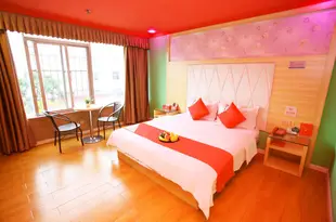 OYO深圳中華浪漫主題酒店Shenzhen Zhonghua romantic theme hotel