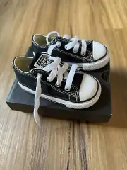 kids converse shoes