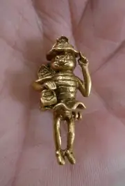 VINTAGE ESTATE GOLD TONE BUMBLE BEE 1 1/4" BROOCH