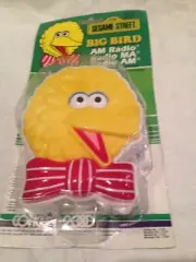 Sesame Street Big Bird AM Radio with belt clip & carry strap Model # 1720, 1989
