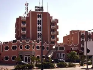 那吉爾酒店Hotel Nagjir Ville