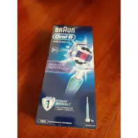 在飛比找蝦皮購物優惠-德國百靈Oral-B- 全新亮白3D電動牙刷PRO500