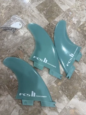 FCS 2 / FCS II Compatible Surfboard Fins - Thruster - Medium Size