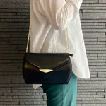 GIVENCHY SHOULDER BAG PURSE METAL FITTINGS 日本直送 二手