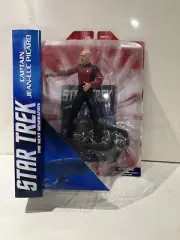Star Trek The Next Generation Diamond Select Captain Picard