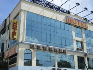 貝西河飯店Sungai Besi Hotel