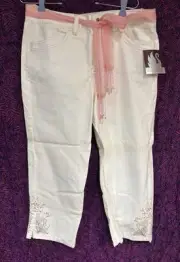 Adorable Gloria Vanderbilt White Cropped Capris With Belt & Tags Size 12 Stretch