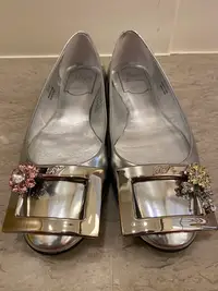 在飛比找Yahoo!奇摩拍賣優惠-『Roger Vivier』Ballerina Gommet