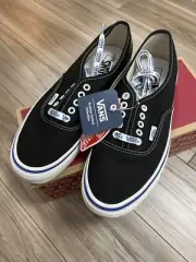 Men 9.5US Vans Authentic Anaheim Factory Van