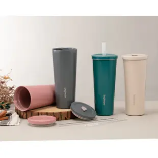 【康寧 Snapware】陶瓷不鏽鋼真空保溫吸管杯800ML/款式可選（含吸管三件組+杯套）
