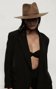 [Janessa Leone] Sherman Packable Straw Fedora