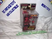 MARVEL NECA DEADPOOL LIMITED EDITION GIFT SET WITH VINYL FIGURE MOC