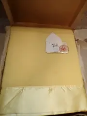 Vtg NOS Faribo "Normandy" Yellow Virgin Wool Blanket Twin/Double 72 x 90