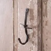 Unique Barbed Wire Wall Hook Hanging Organizer Metal - Black