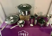 Non-stick cookware .Bundle 10”Skillet 7.5 1/2qt mini pot and Blender $620 Value.