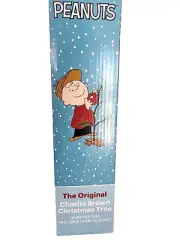 Charlie Brown Christmas Tree w/Linus Blanket New
