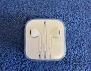 Apple iPhone 4 5 6 Plus 6S iPod iPad Original OEM Earbuds Wired Headphones 3.5mm