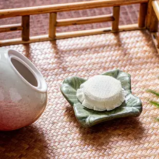 創意桃子茶葉罐陶瓷迷你家用茶倉密封儲存陶瓷擺件手工壽桃茶葉罐