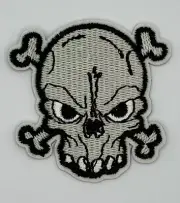 MR ALE Patches - Skull With Bones Embroidered Iron-On/Sew-On Patch - NEW P79