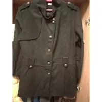 在飛比找蝦皮購物優惠-二手～（3XL）黑色軍裝長版外套/大衣