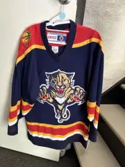 Florida Panthers Home Leaping Panther CCM Jersey Size Small NWT