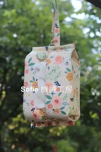 在飛比找Yahoo!奇摩拍賣優惠-Sofie 機縫工房【夢幻花園】輕巧包衛生紙套 小包衛生紙套