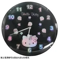 在飛比找森森購物網優惠-HELLO KITTY凱蒂貓LED七彩變色廣角鏡面壁掛時鐘 