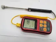 K TYPE DIGITAL THERMOMETER WITH SURFACE TEMPERATURE MEASUREMENT PROBE