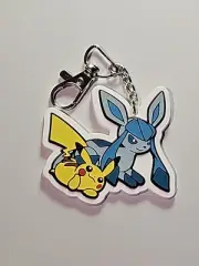 Pokemon TCG Card Holiday Advent Calendar 2023 Pikachu & Glaceon Keychain