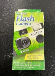 Camera Fujifilm Quicksnap Continuous Flash 400 Speed 35mm 27 Exp Single Use Film