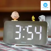 Charming Snoopy LED Digital Clock: A Perfect Choice for Your Desk or Wall