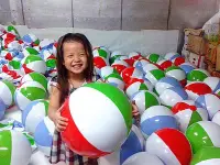 在飛比找Yahoo!奇摩拍賣優惠-16寸 小孩氣球 充氣球 海灘球 辦活動 水上 溫泉 海邊 