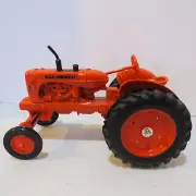 Ertl Allis Chalmers WD-45 Tractor Dealer Special Ed made USA 1/16 AC-1206-10DA-B