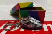 3D SB Dunk Staple Pigeon Basketball Sneaker Keychains Pair with Box mini gift