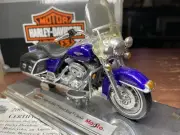 Maisto 1:18 Die Cast Harley Davidson 2000 FLHRC Road King Classic Motorcycle