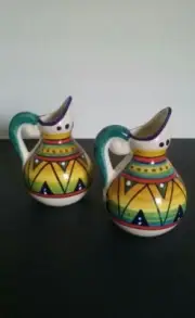 RARE Deruta Italy Italian Ceramic Clay Hand Painted Pottery Signed Cruet 2PC Set
