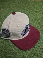 Mitchell & Ness Colorado Avalanche Corduroy Off-white Hat 7 1/4 Fitted NWT