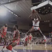 Phoenix Suns Walter Davis in action taking shot vs Atlanta Hawks P- Old Photo