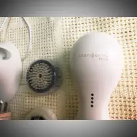 在飛比找蝦皮購物優惠-clarisonic plus 科萊麗 洗臉機