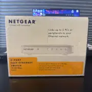 NETGEAR 5-Port Fast Ethernet Switch (FS605)
