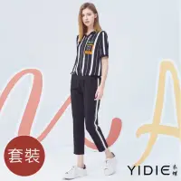 在飛比找momo購物網優惠-【YIDIE 衣蝶】黑白街頭風雪紡連帽九分褲套裝-黑(上下身