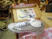 New Gotta Flurt Women's Disco II Silver Sequin Low Top Dance Hip Hop Sneaker 9