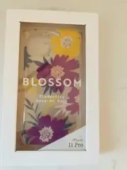 NEW-Iphone PRO 11 MVMT Protective Snap-on Case Blossom design