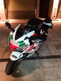 在飛比找Yahoo!奇摩拍賣優惠-【 Honda CBR1000RR 實裝 油箱包 】 Men