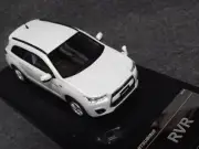 Wit's W108 1/43 Mitsubishi RVR G White Pearl Diecast Model Car Minicar