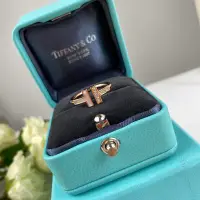 在飛比找Yahoo!奇摩拍賣優惠-正品保證 台灣出貨Tiffany & Co.蒂芙尼 戒指 T